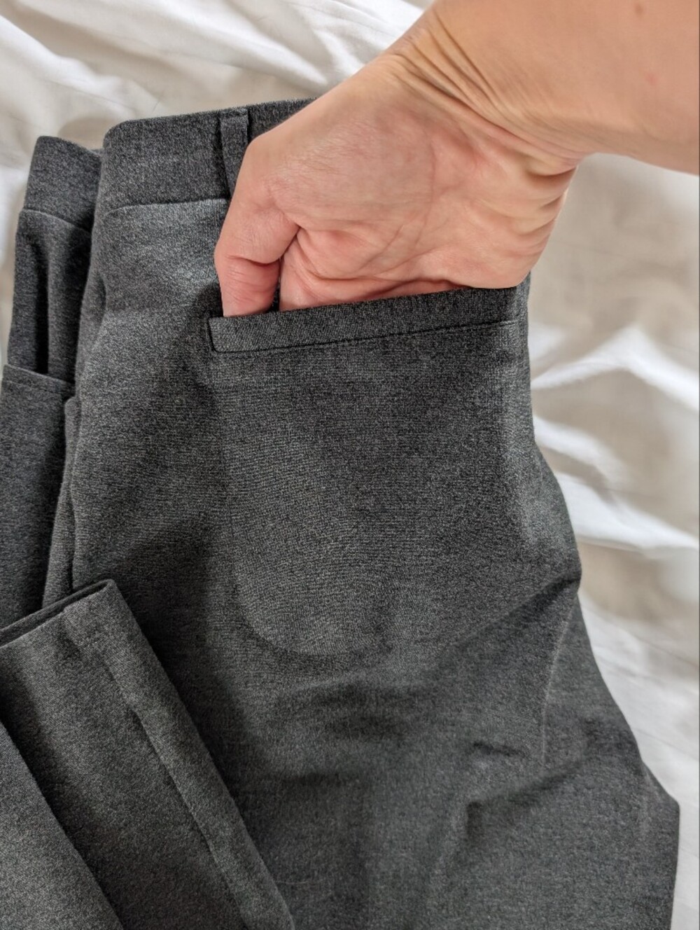 Quince Ultra-Stretch Ponte Straight Leg 4-Pocket Pants - M (30" Inseam) - Picture 6 of 12